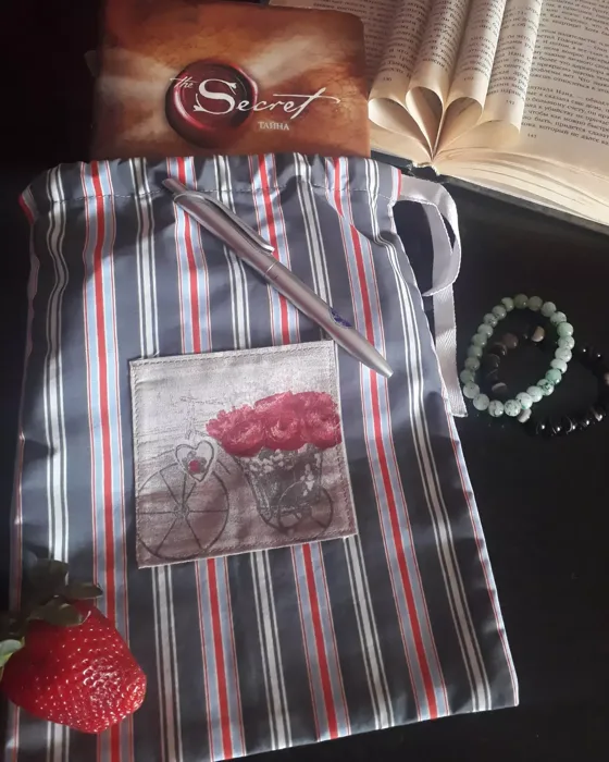 Pochette à livre, Accessoires fait main au Maroc