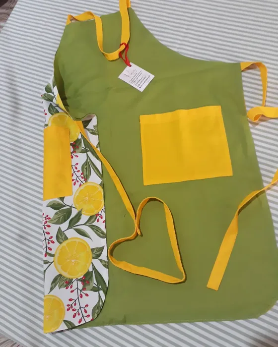 Tablier vert citron, Maison fait main au Maroc