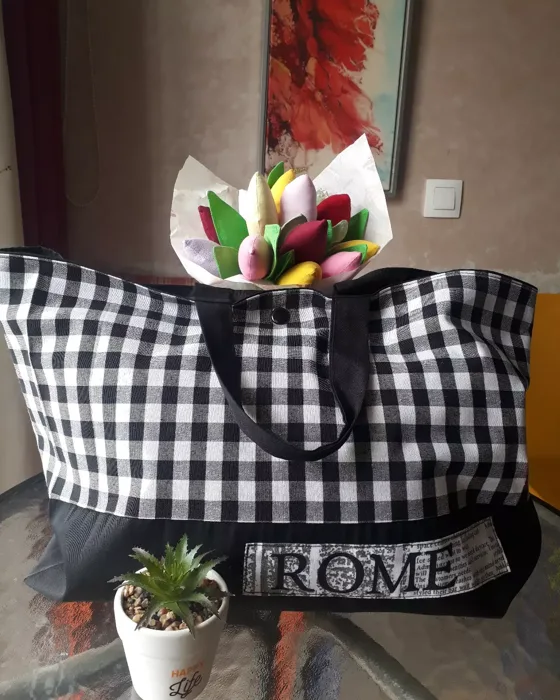 Sac cabas à carreaux, Sacs fait main au Maroc