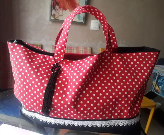 Sac cabas à pois, Sacs fait main au Maroc