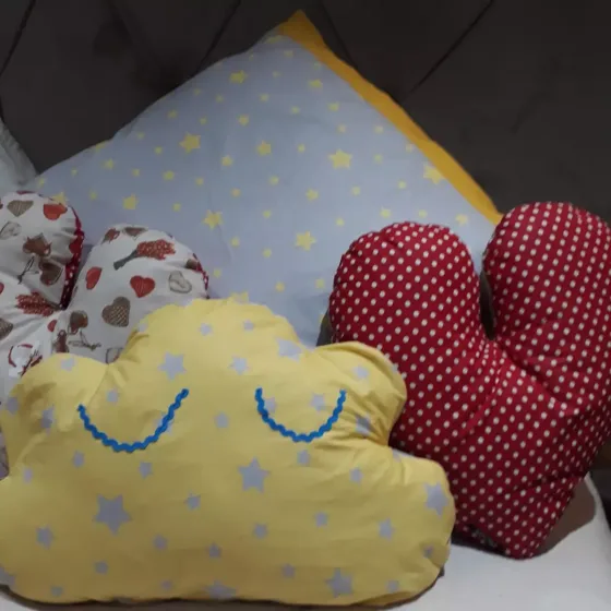 Coussin nuage décoratif, Maison fait main au Maroc