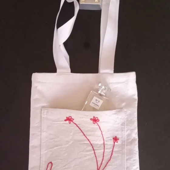 Sac brodé fleuri, Sacs fait main au Maroc