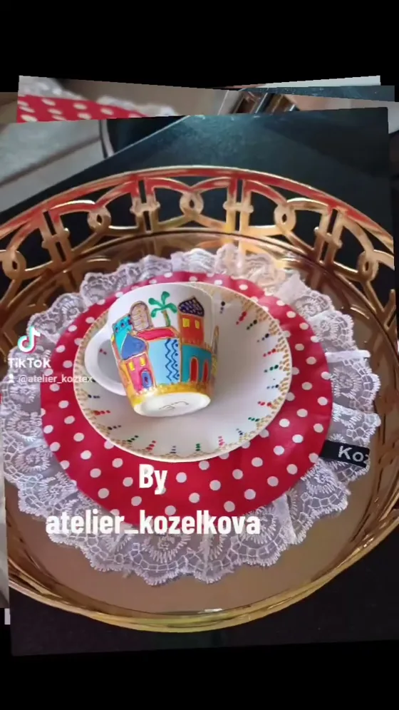Dessous de tasse à pois, Maison fait main au Maroc