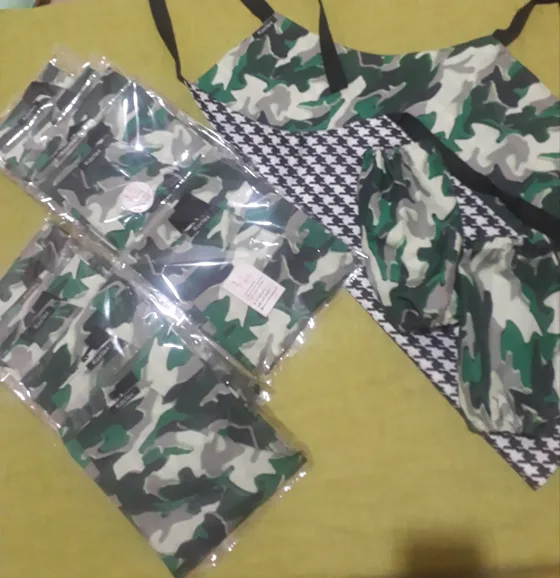 Tablier camouflage, Maison fait main au Maroc