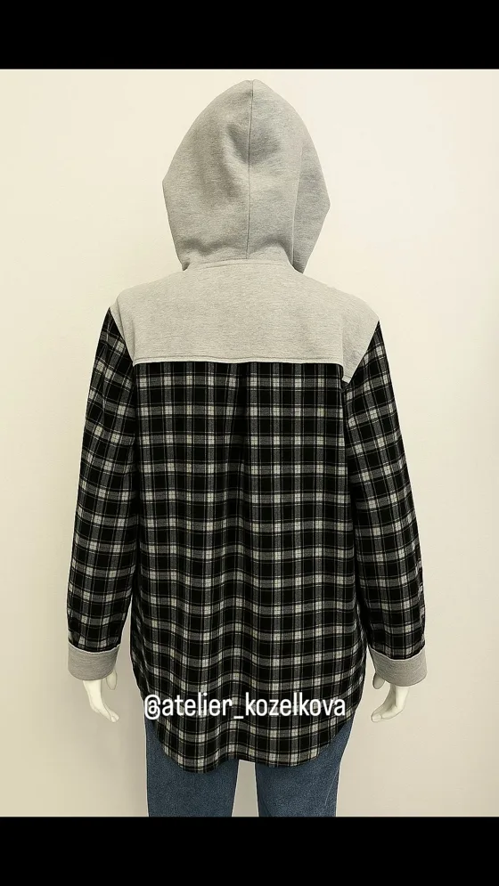 Surchemise à capuche, Vêtements fait main au Maroc