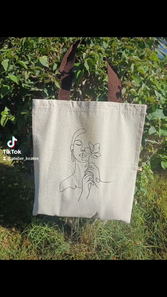 Sac en toile visage, Sacs fait main au Maroc